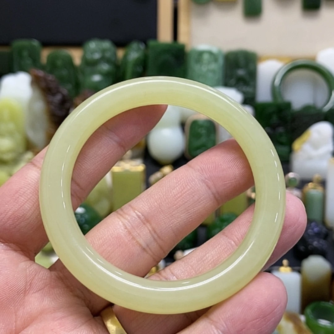 【闪购商品】颈饰未镶嵌和田玉