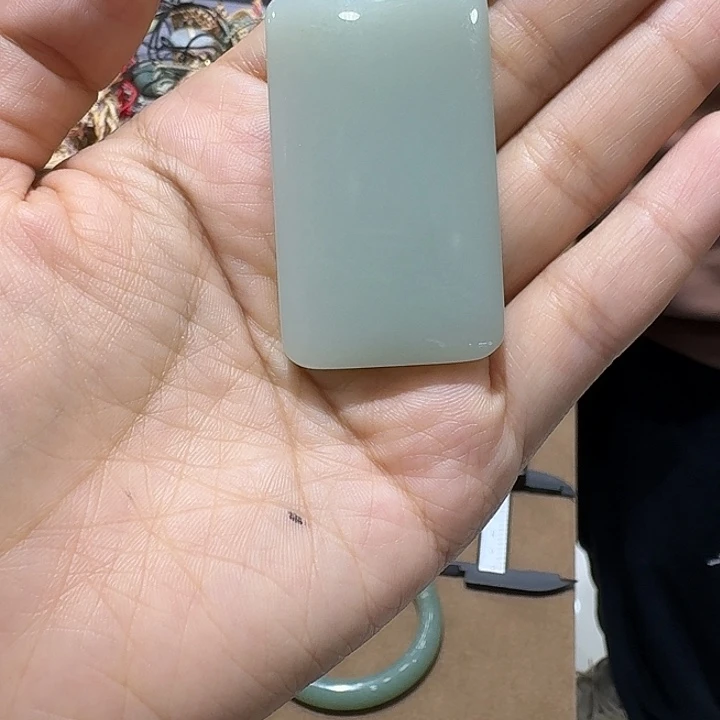 和田玉（糖玉）未镶嵌手镯