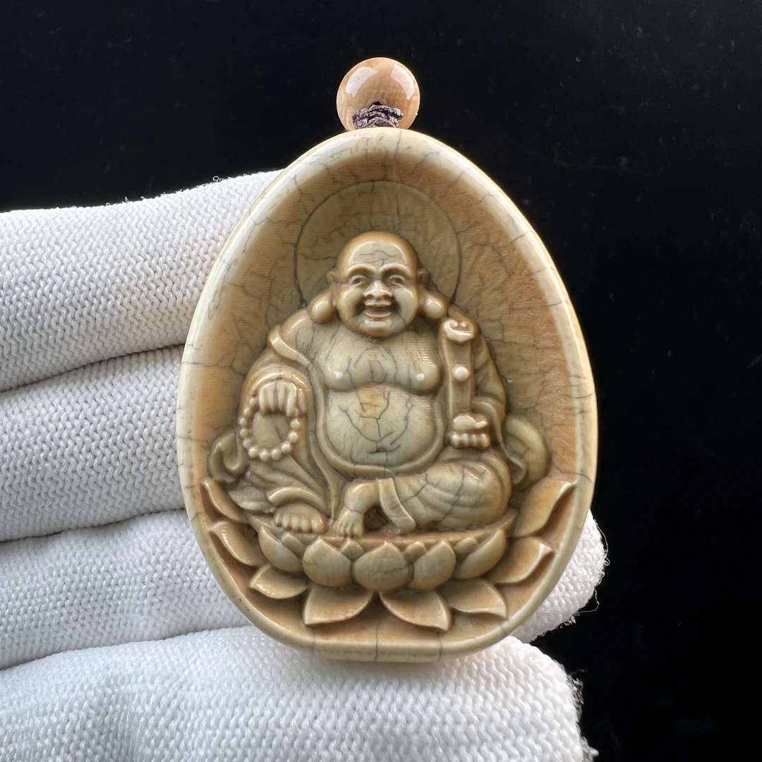H31-57天然猛犸牙回流老料 雕刻弥勒牌 35*46*13mm支持鉴定