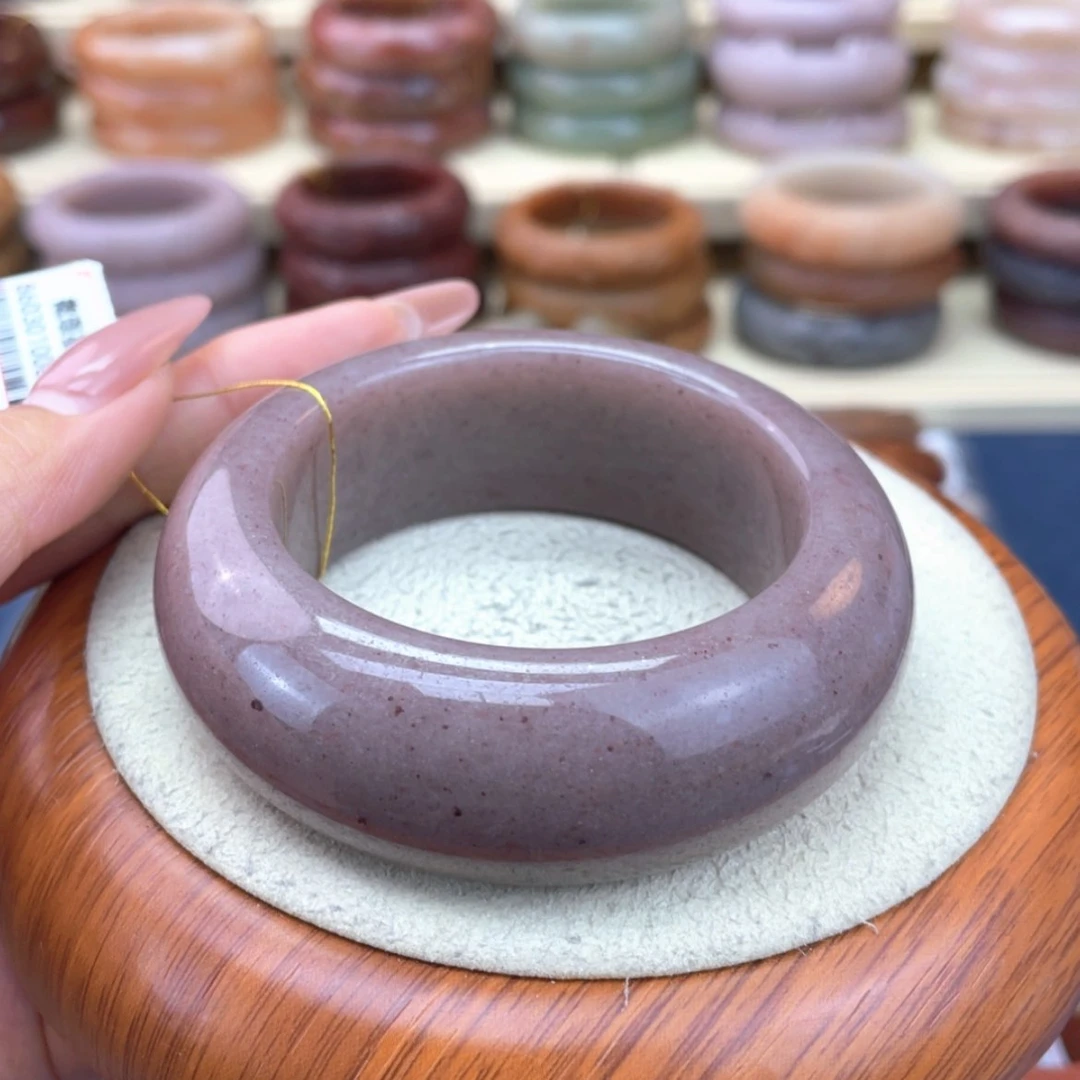 【闪购商品】石英质玉手镯未镶嵌