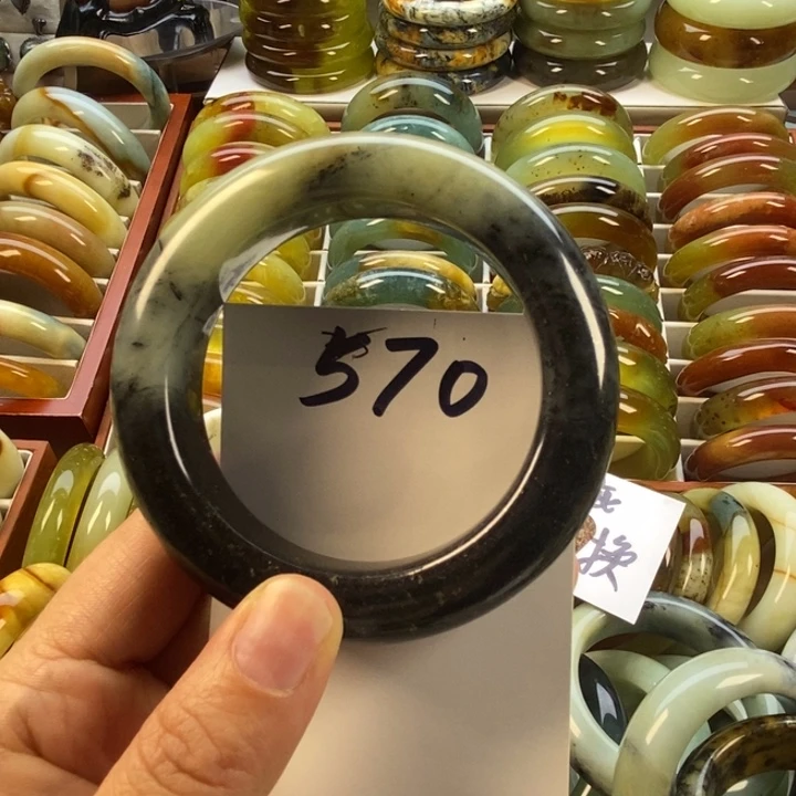 蛇纹石玉未镶嵌手镯55.8