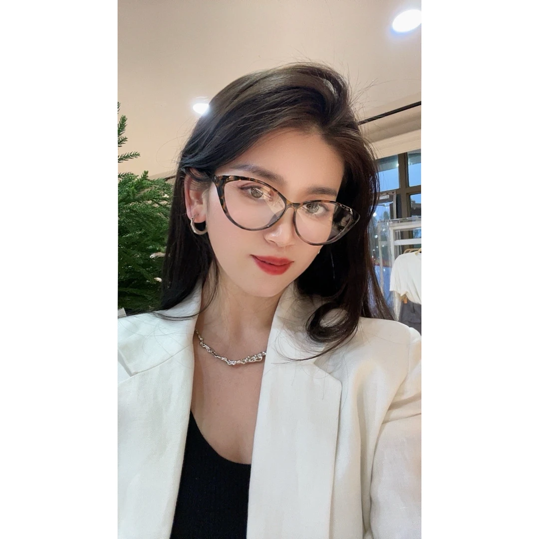 【W•Z】猫眼蓝光素颜镜亚麻西装