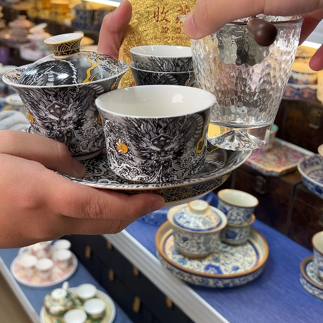 我们的目标是成为一个优秀的人