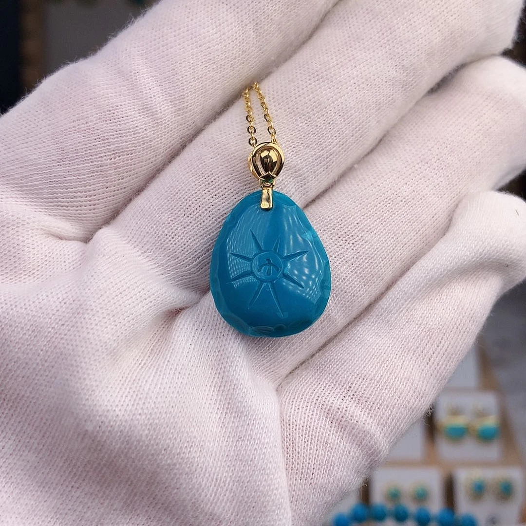 绿松石颈饰未镶嵌