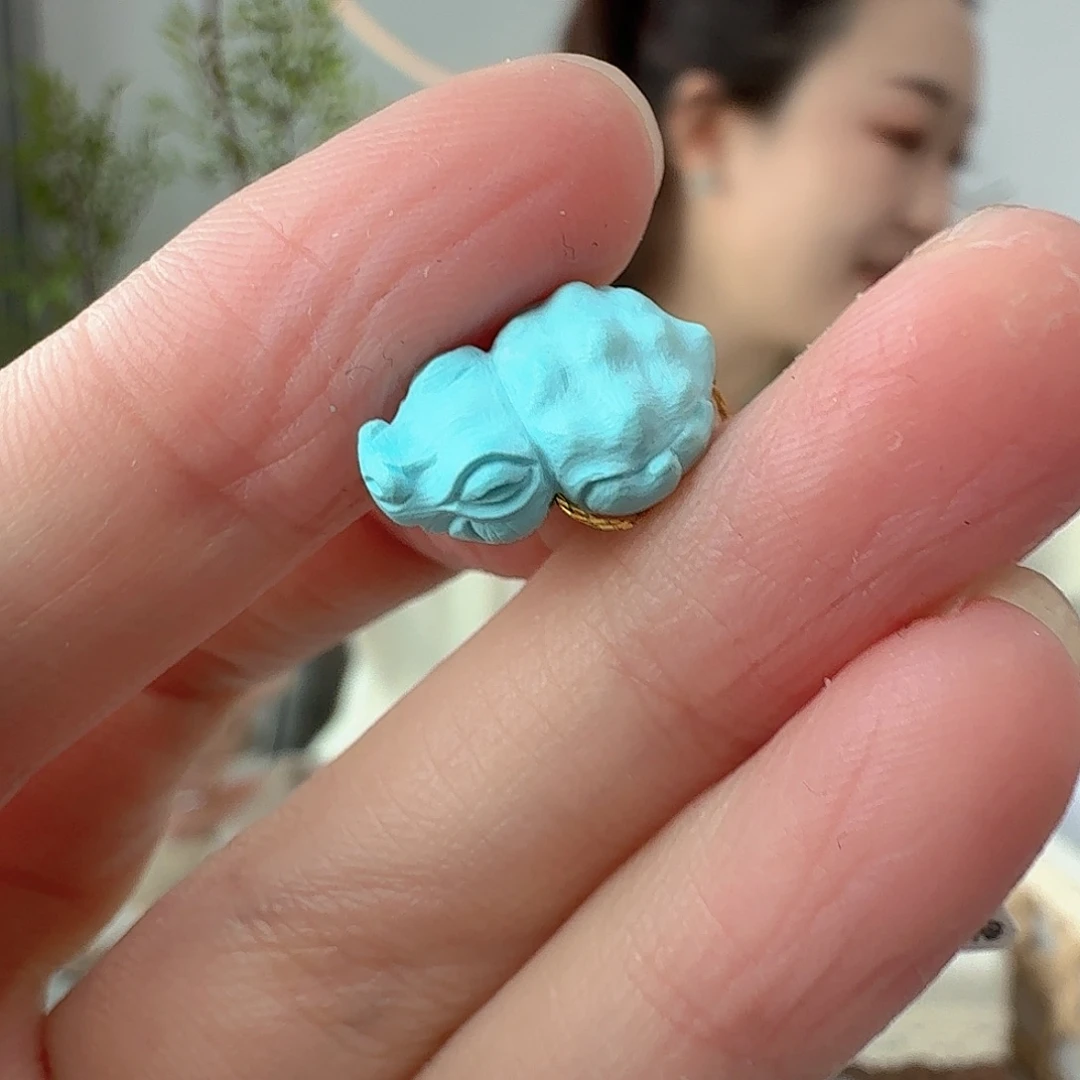 绿松石未镶嵌珠宝奇石