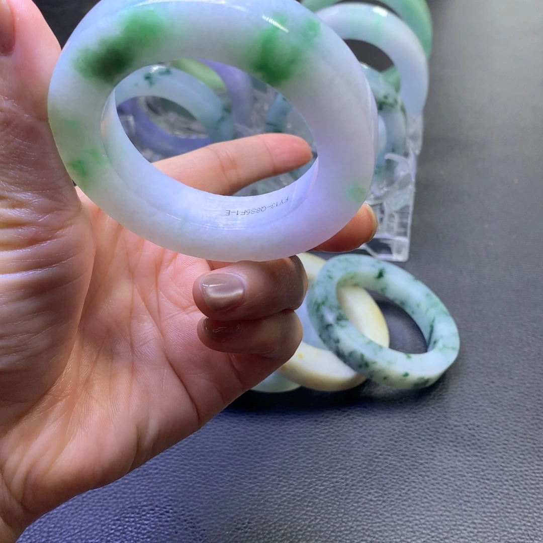 未镶嵌手镯定制翡翠L*?
