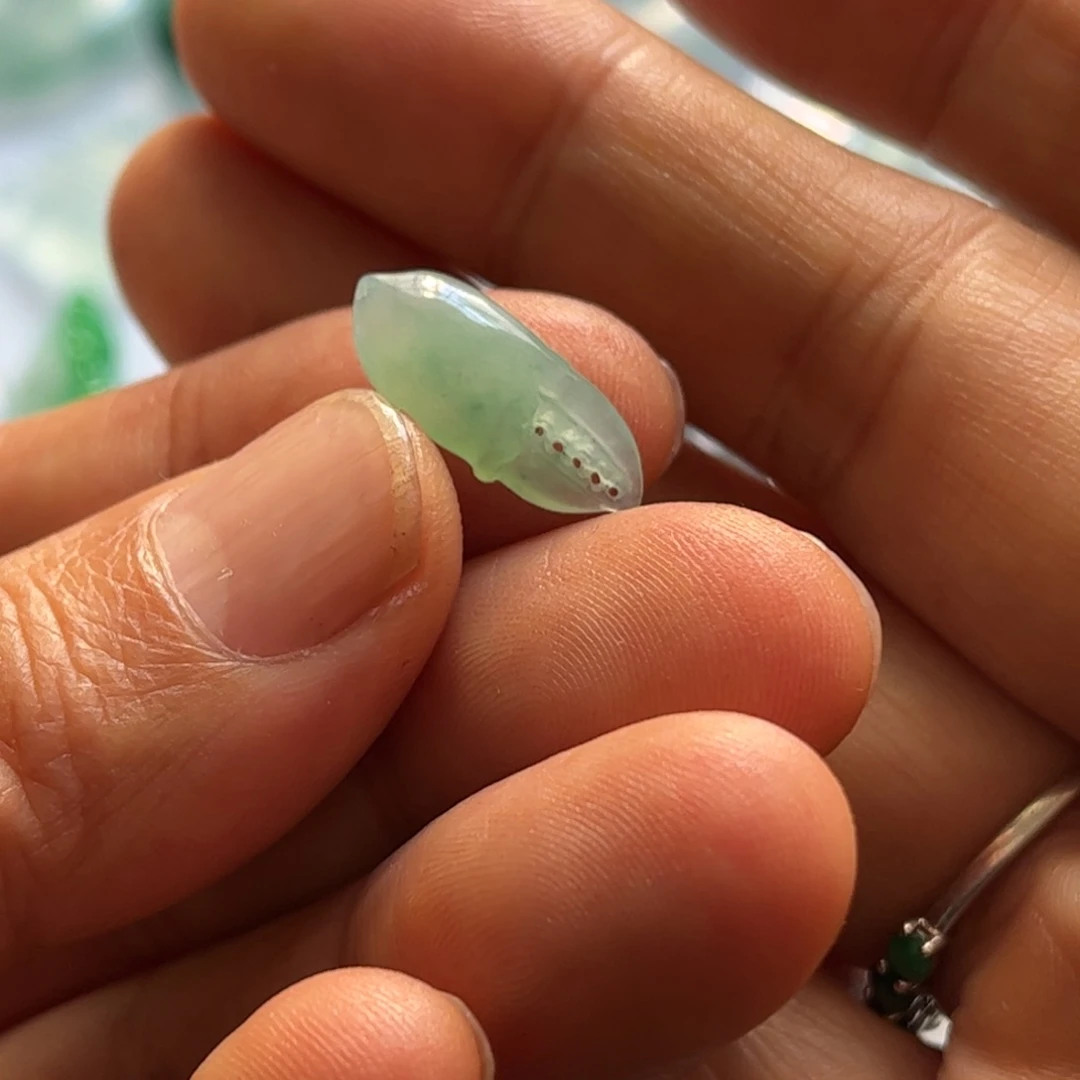 定制翡翠未镶嵌钳子