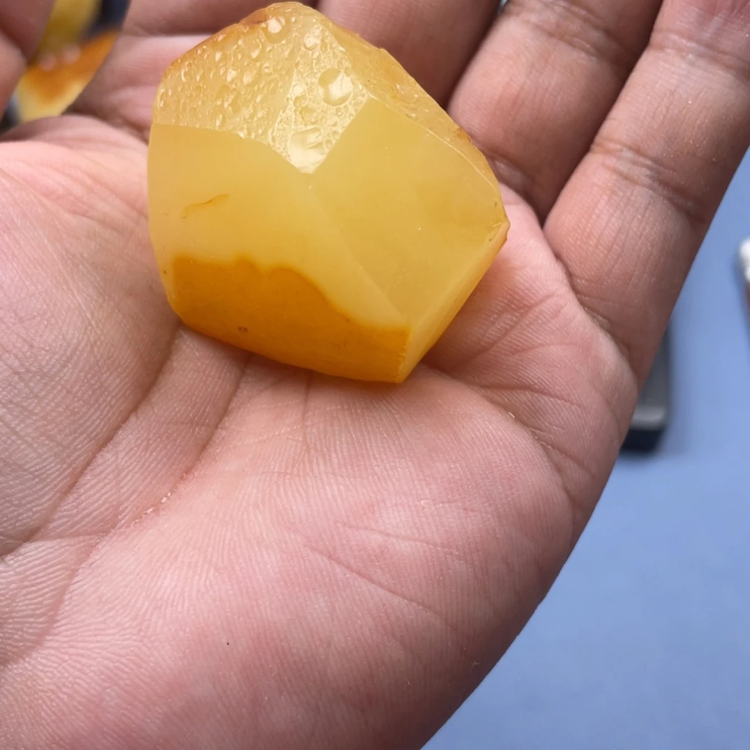指****定制琥珀未镶嵌蜜蜡定制