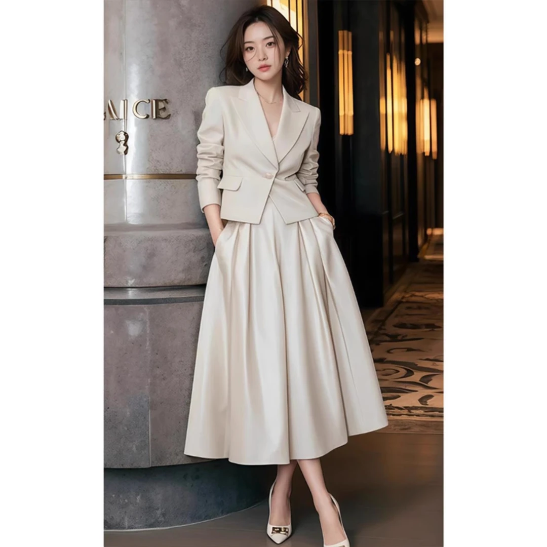 今年流行漂亮套装裙女装2025春季新款时尚女神范名媛西装外套半裙