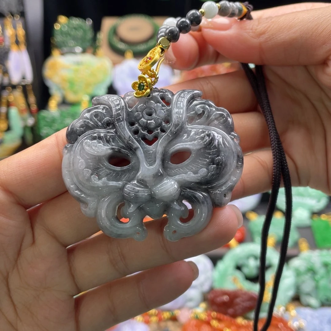 翡翠颈饰未镶嵌代编织