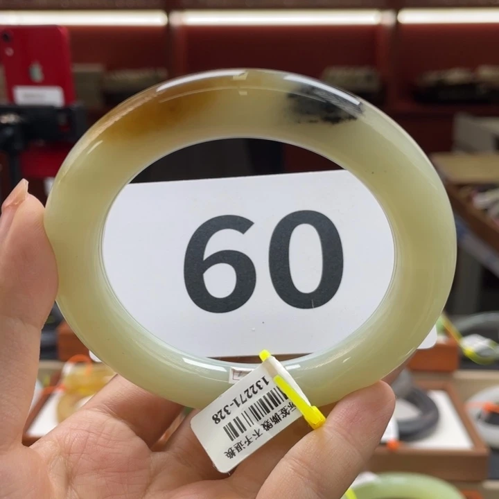 未镶嵌手镯和田玉59 60 61