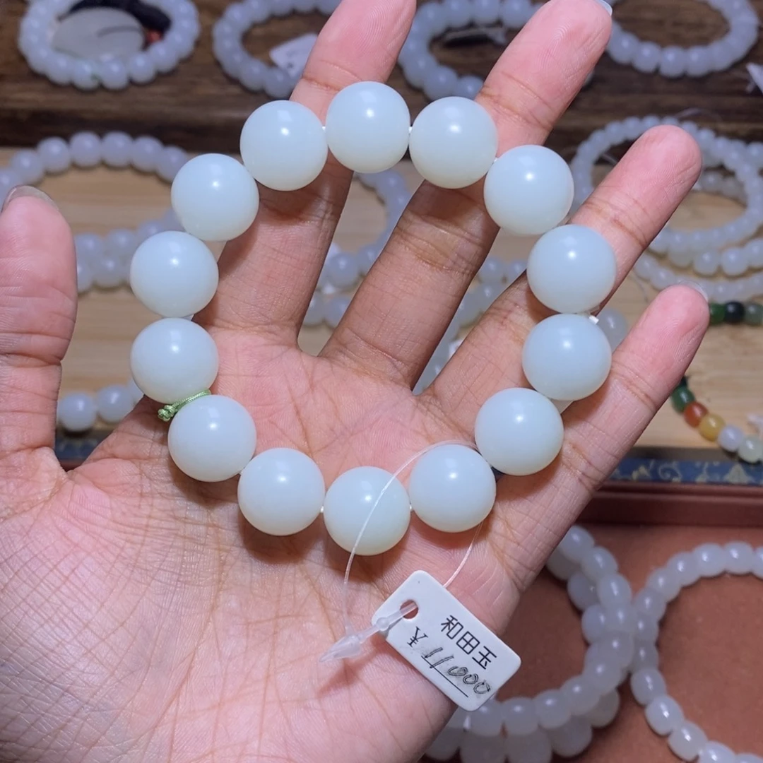 和田玉手串未镶嵌强*