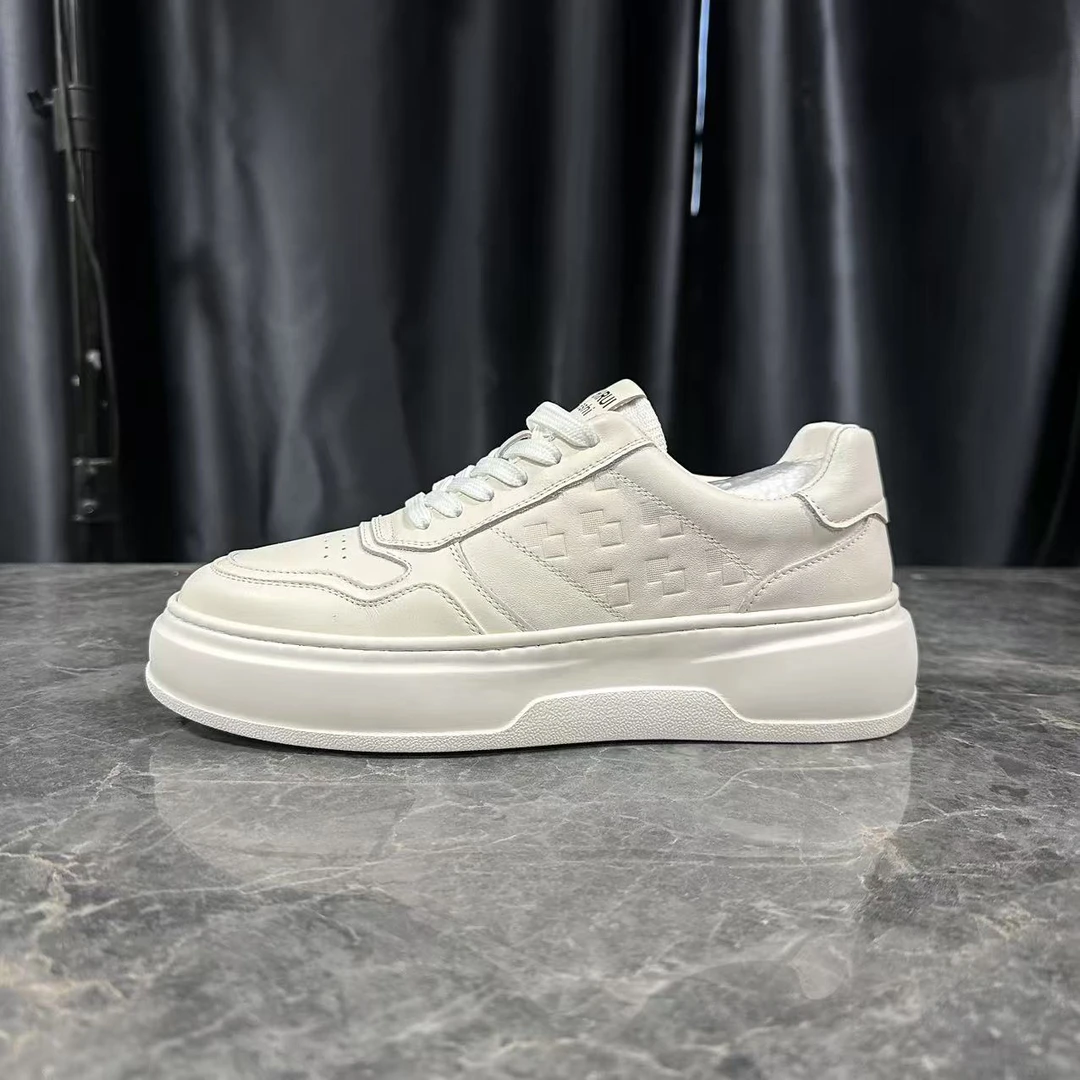 10026男士休闲时尚百搭男鞋