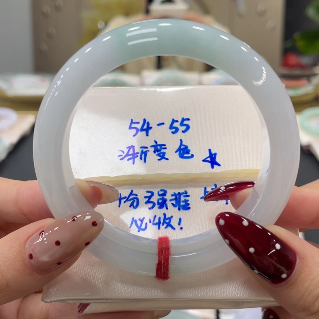 未镶嵌手镯翡翠翡翠