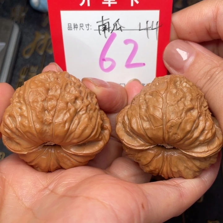 吊坠桃核文玩的好