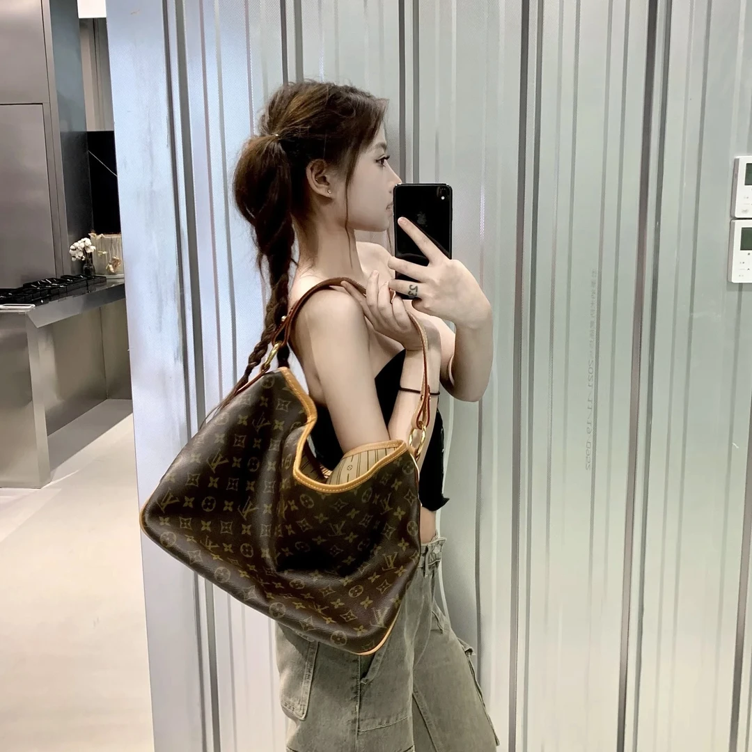 95新 LouisVuitton/路易威登 LVDF单肩包8806