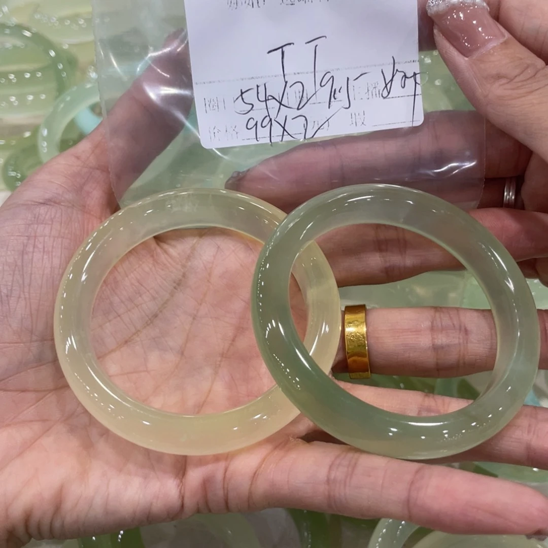 未镶嵌蛇纹石玉手镯?****?