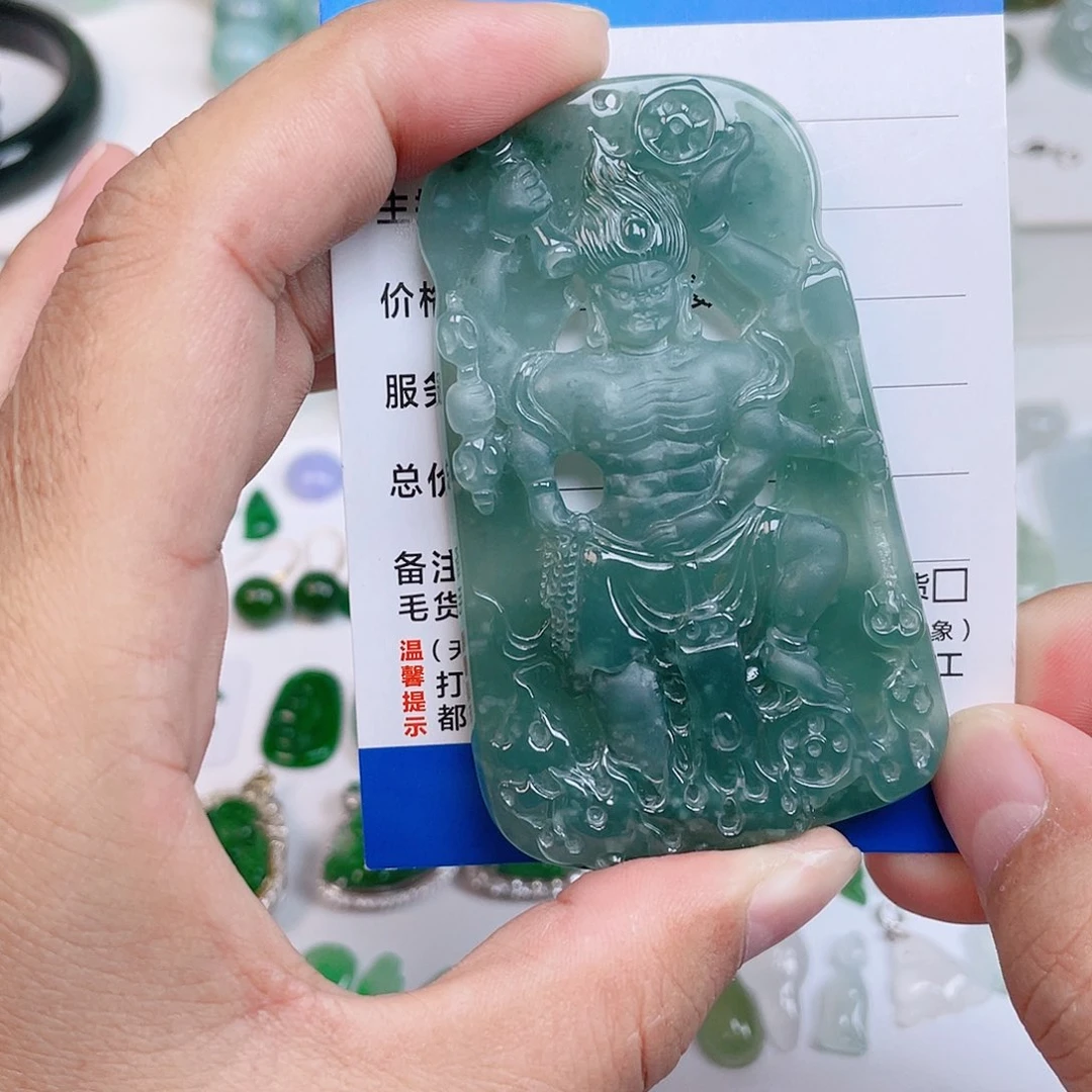 颈饰未镶嵌翡翠不动