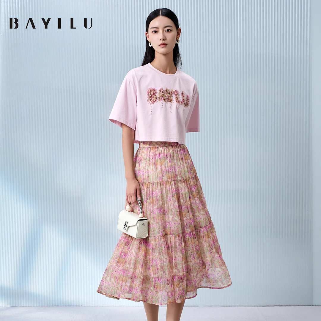 【女乔】芭依璐夏季时尚套装女短袖T恤碎花半裙两件套90TZ023