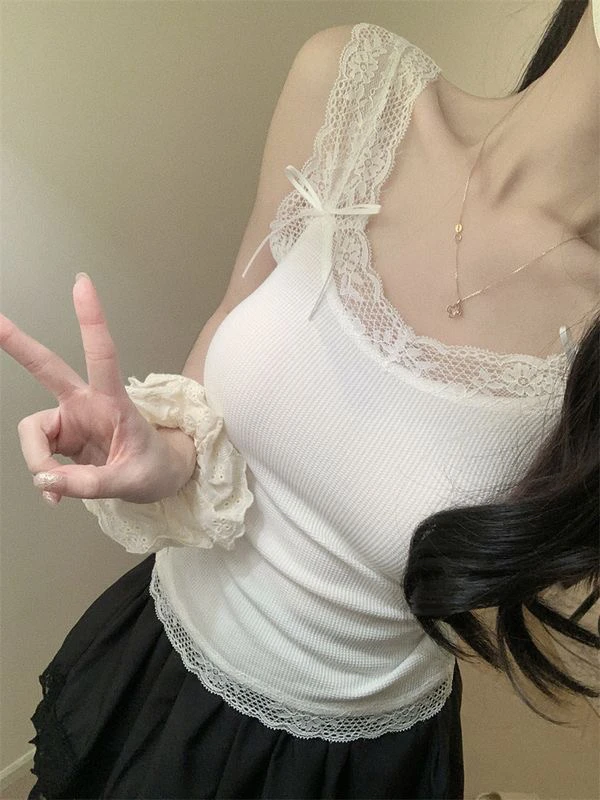 大脸喵 茶艺喃喃 2025清纯双生蕾丝软糯吊带背心夏季新款蝴蝶背