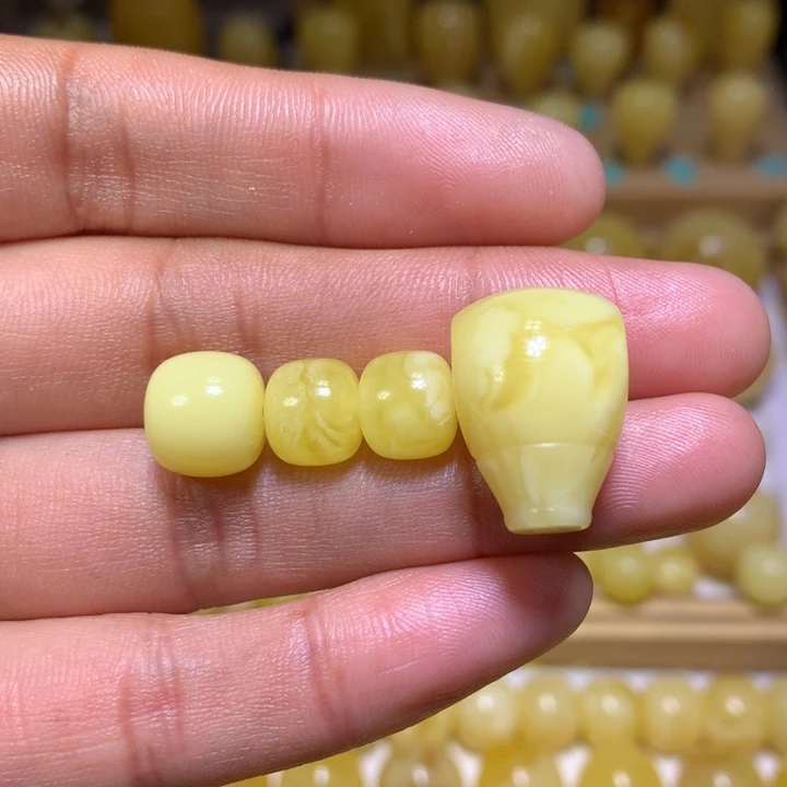 蜜蜡裸石未镶嵌花****c天然俄料白花蜜蜡9.2-13.7