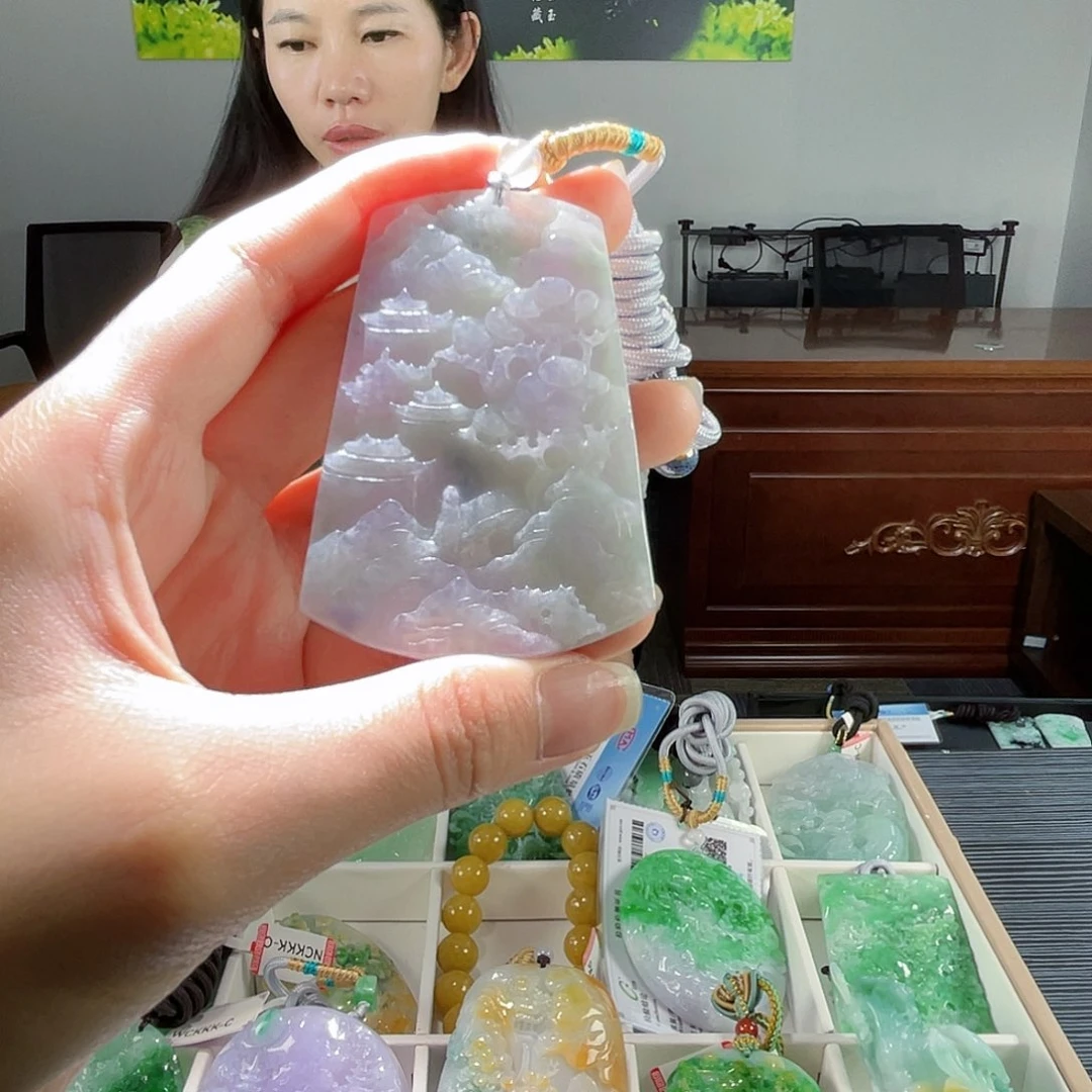 颈饰未镶嵌翡翠翡翠