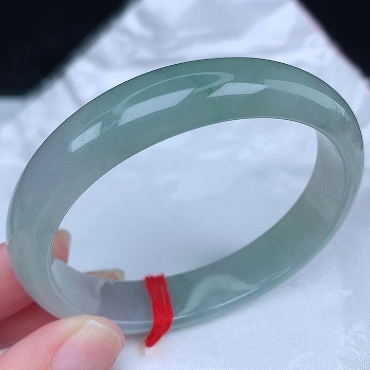 未镶嵌手镯（贵妃镯）翡翠天然