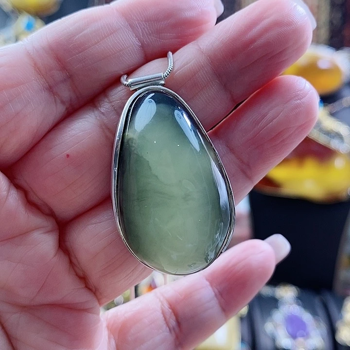 琥珀颈饰银S925镶嵌吊坠