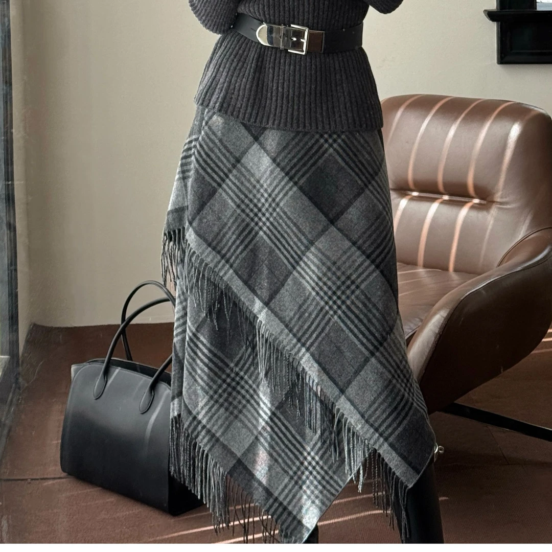 THE ARENA”高级秀场“100%羊毛格纹流苏半裙XY-7687