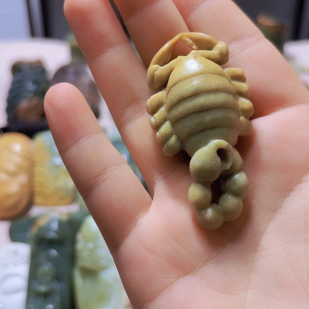 岫岩河磨玉（透闪石质玉）未镶嵌挂件