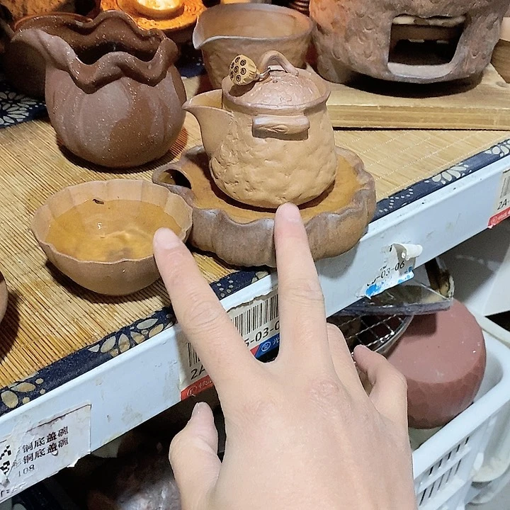 瓷片荷花的小秘密是否还有