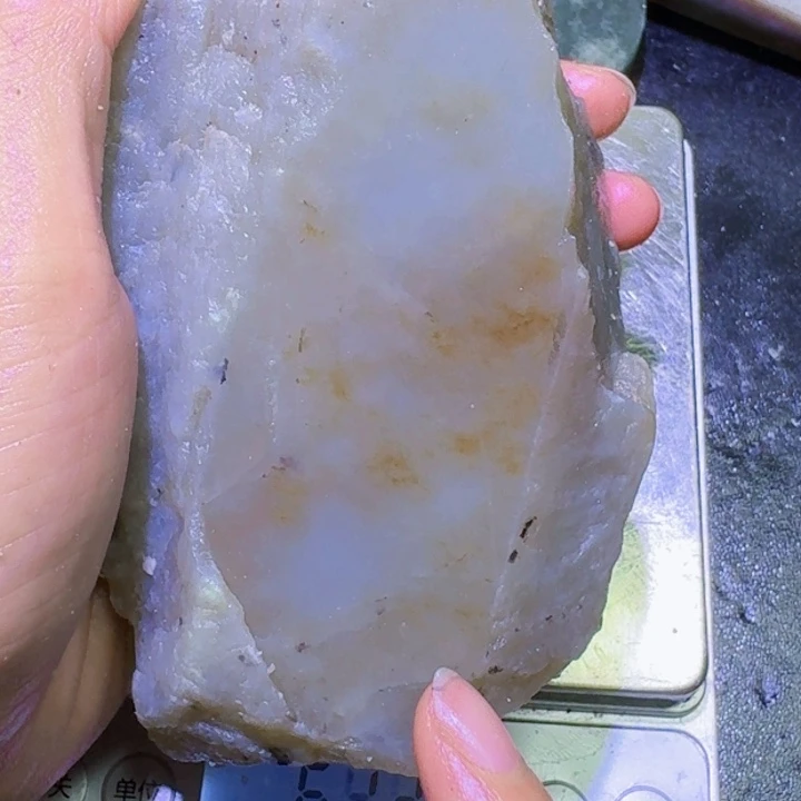 和田玉未镶嵌珠宝半成品