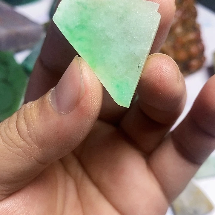 翡翠散珠天然翡翠A货挂件