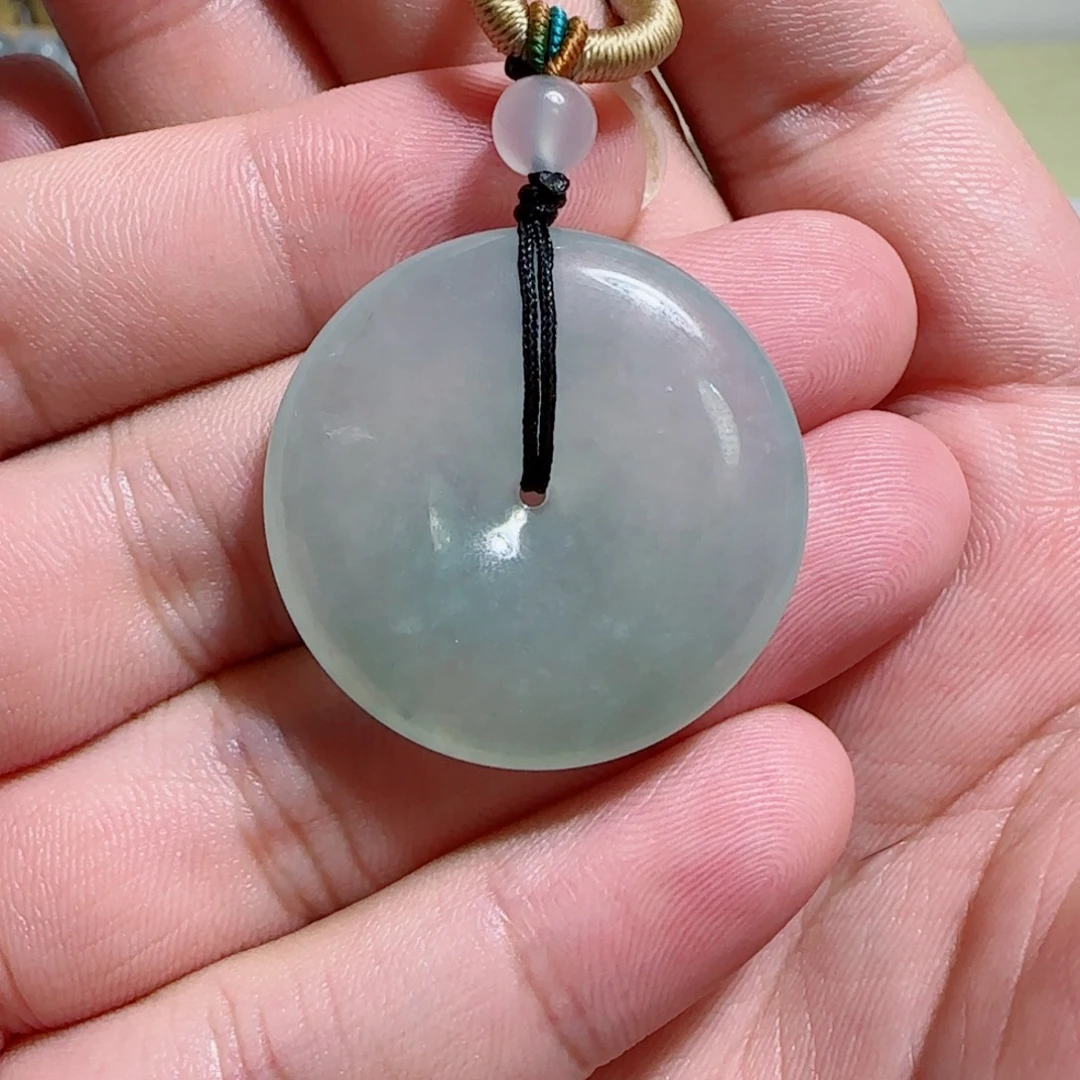 美****颈饰未镶嵌翡翠平安扣