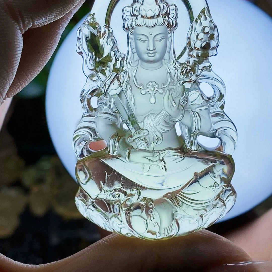 未镶嵌颈饰水晶R****吊墜