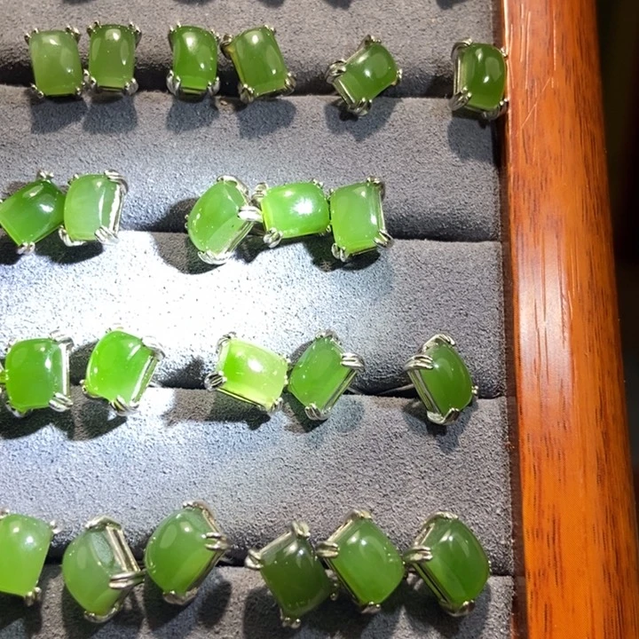 颈饰未镶嵌和田玉多样性发货发其一