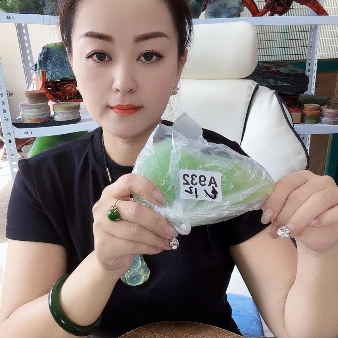 玉天然岫玉手工雕刻