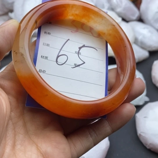 石英质玉未镶嵌手镯