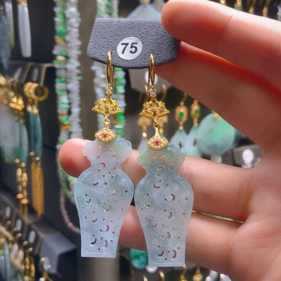 翡翠未镶嵌耳饰翡翠