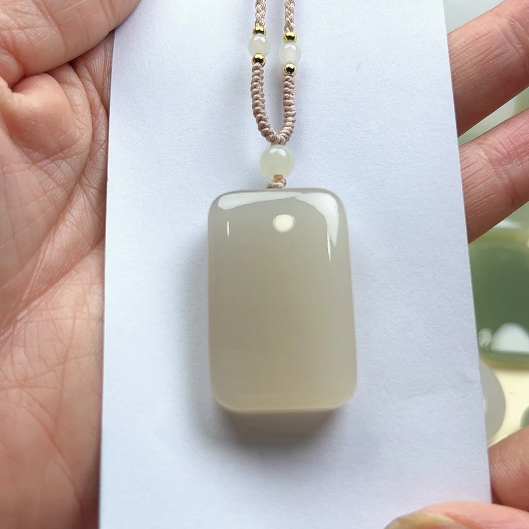 和田玉挂件未镶嵌