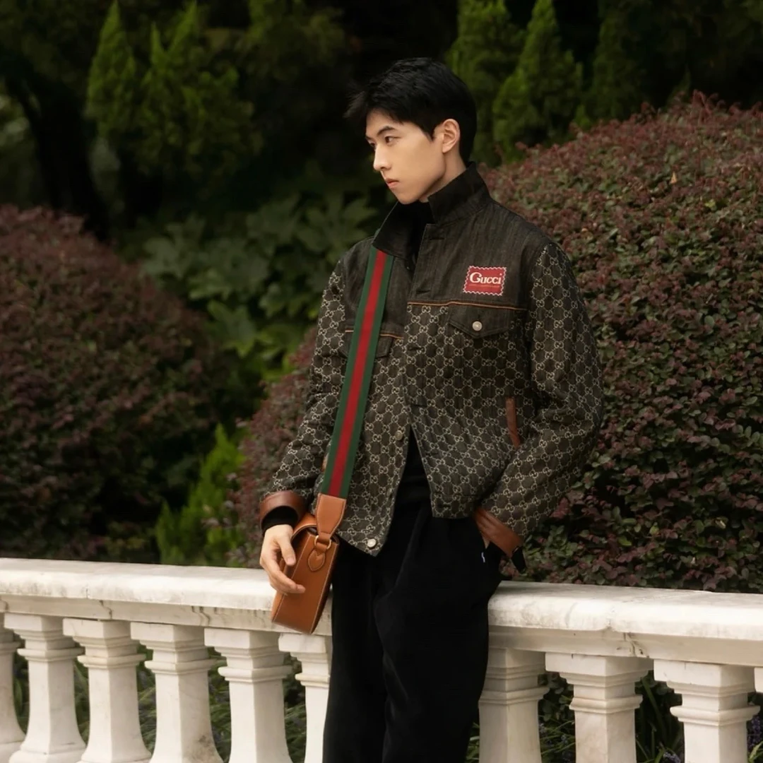 99新 GUCCI/古驰 3202/GUCCI Logo贴花单排扣长袖牛仔夹克