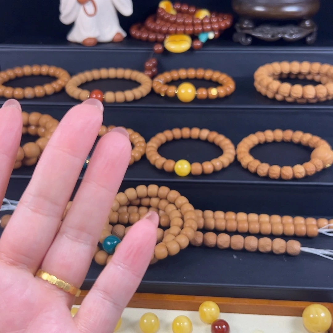 花***狙猴头核桃吊坠老型