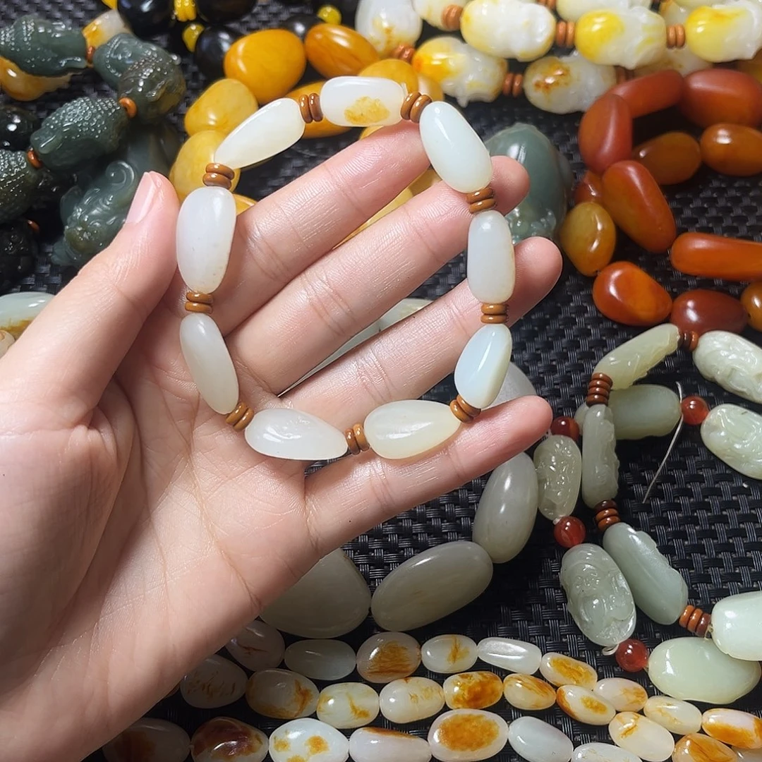 曾***去未镶嵌手链和田玉