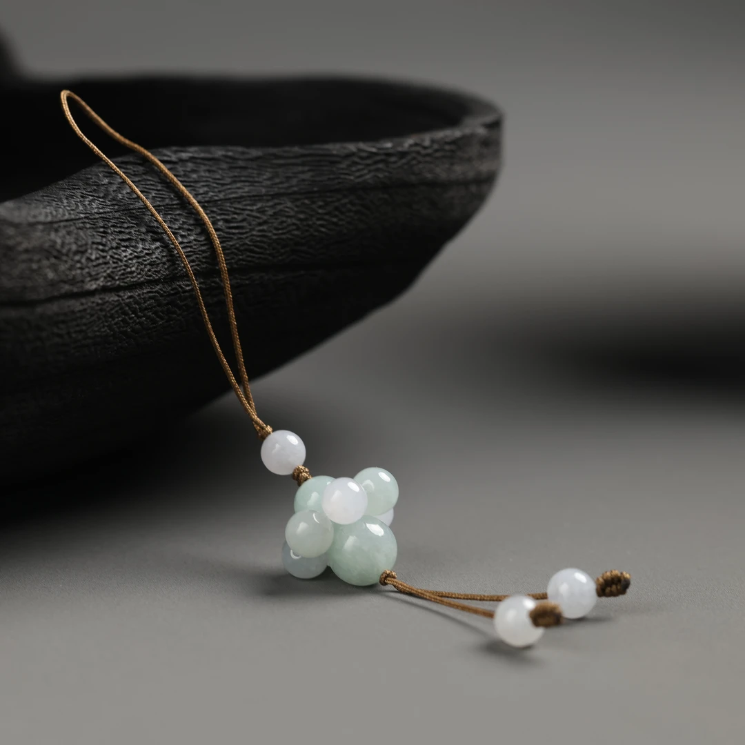 ”时运“原创设计精品翡翠圆珠挂件