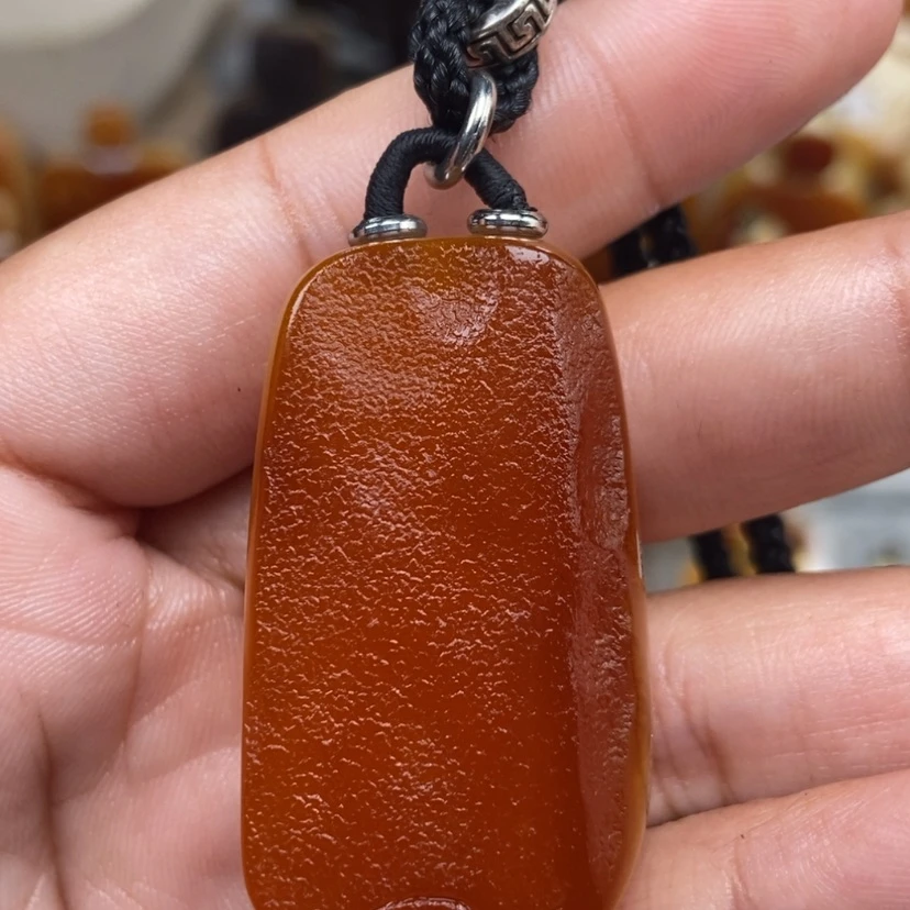 【闪购商品】未镶嵌颈饰琥珀
