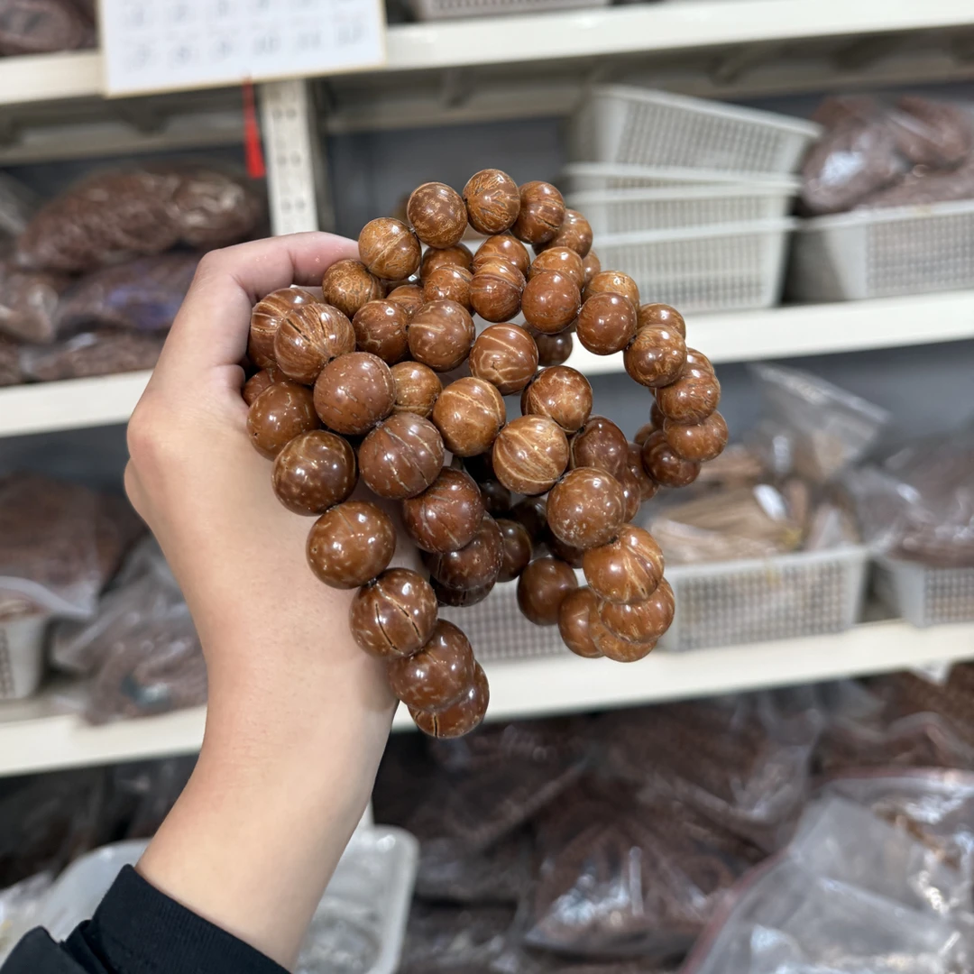 Z1福利桃核手串尺寸品相挨着发（事多绕道）