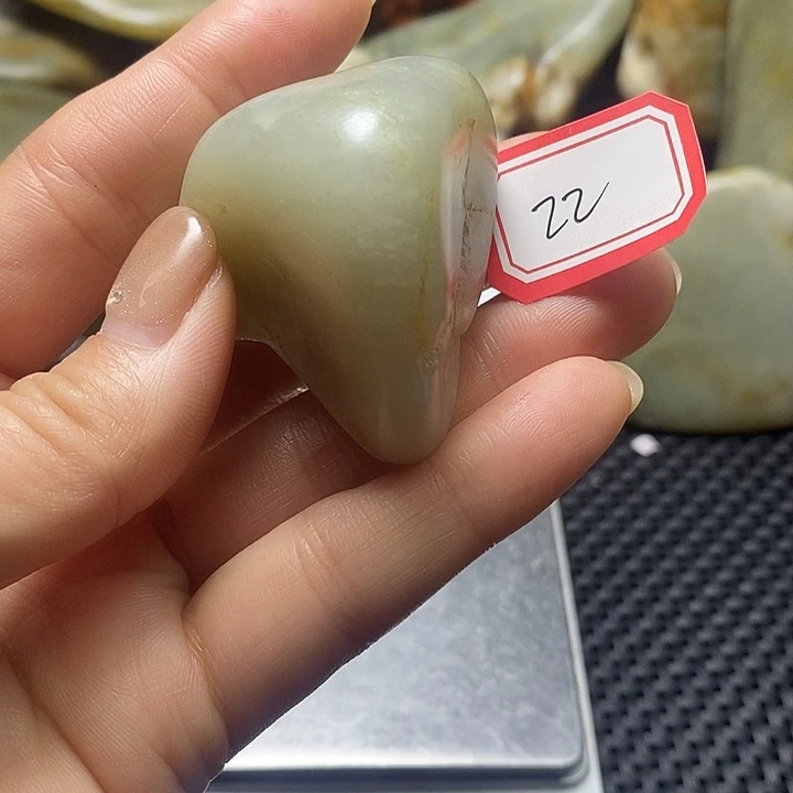 和田玉未镶嵌珠宝奇石22