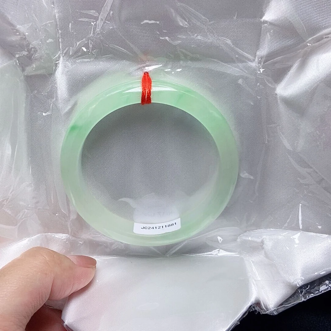 翡翠未镶嵌手镯55圈