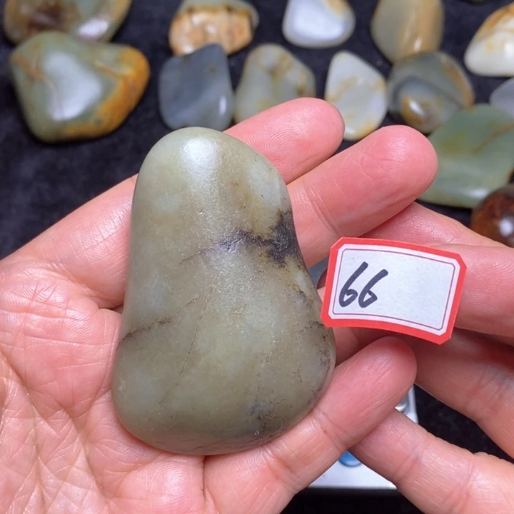 未镶嵌和田玉把件66