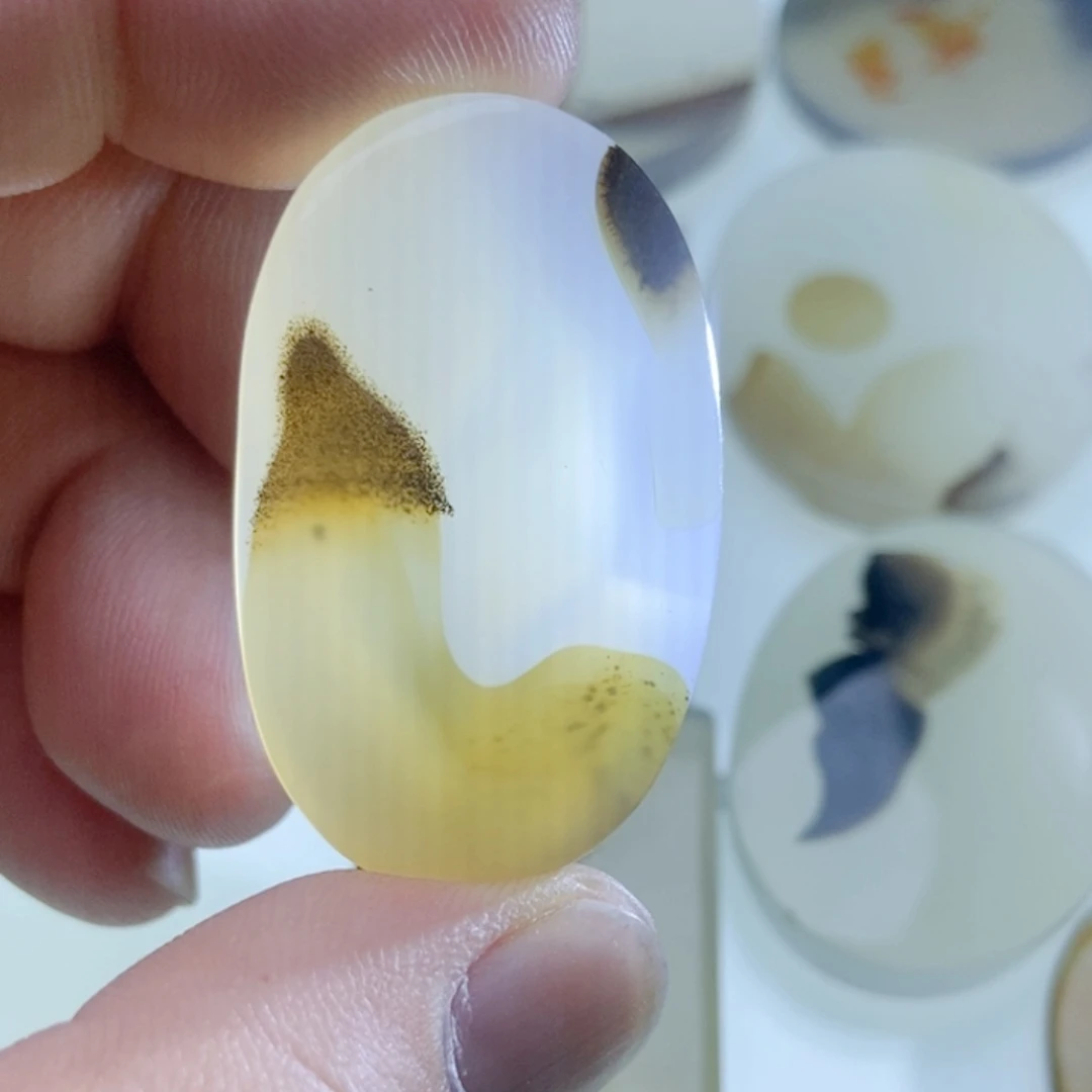 【闪购商品】玛瑙/玉髓颈饰未镶嵌时*